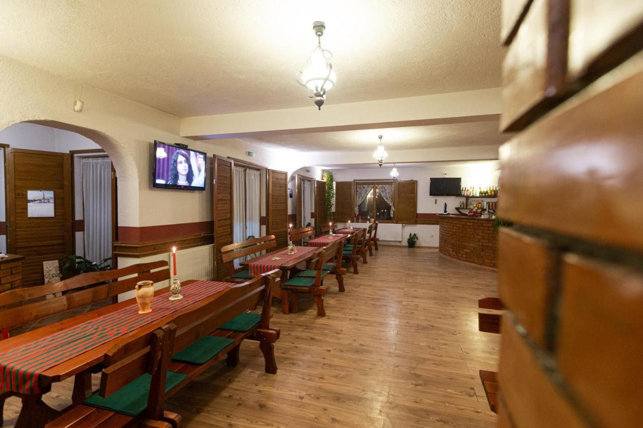 Pensiunea Si Restaurant Erdo Odorheiu Secuiesc Luaran gambar