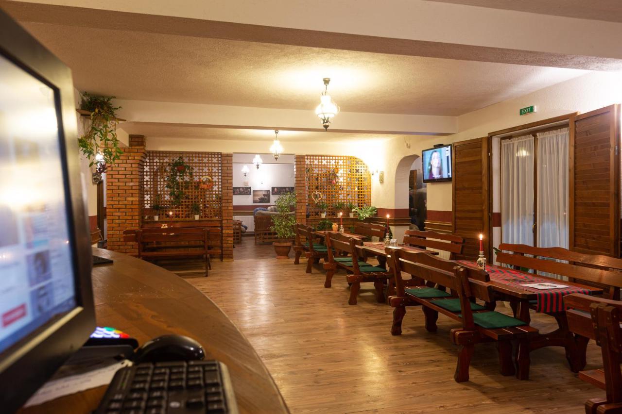 Pensiunea Si Restaurant Erdo Odorheiu Secuiesc Luaran gambar