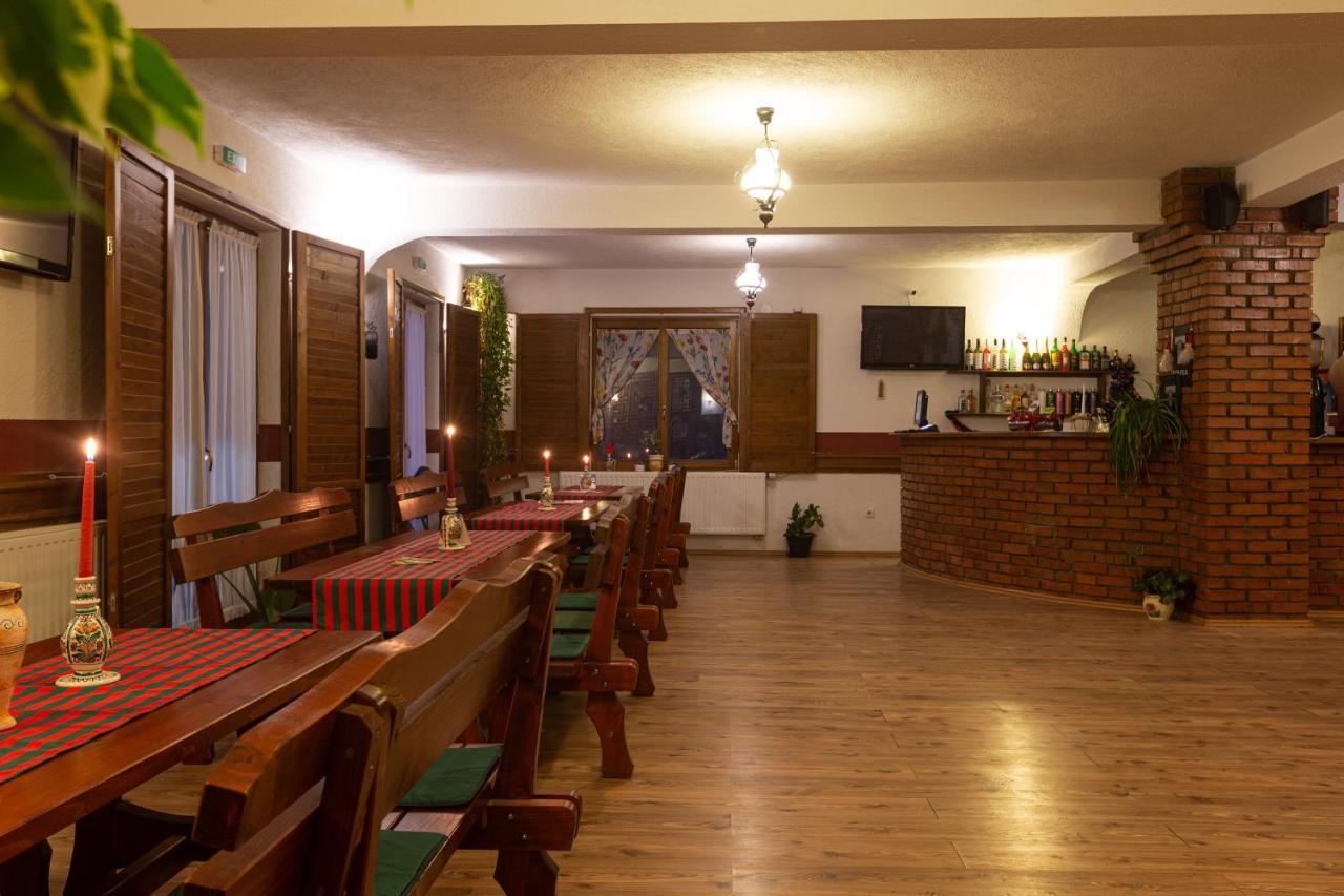 Pensiunea Si Restaurant Erdo Odorheiu Secuiesc Luaran gambar